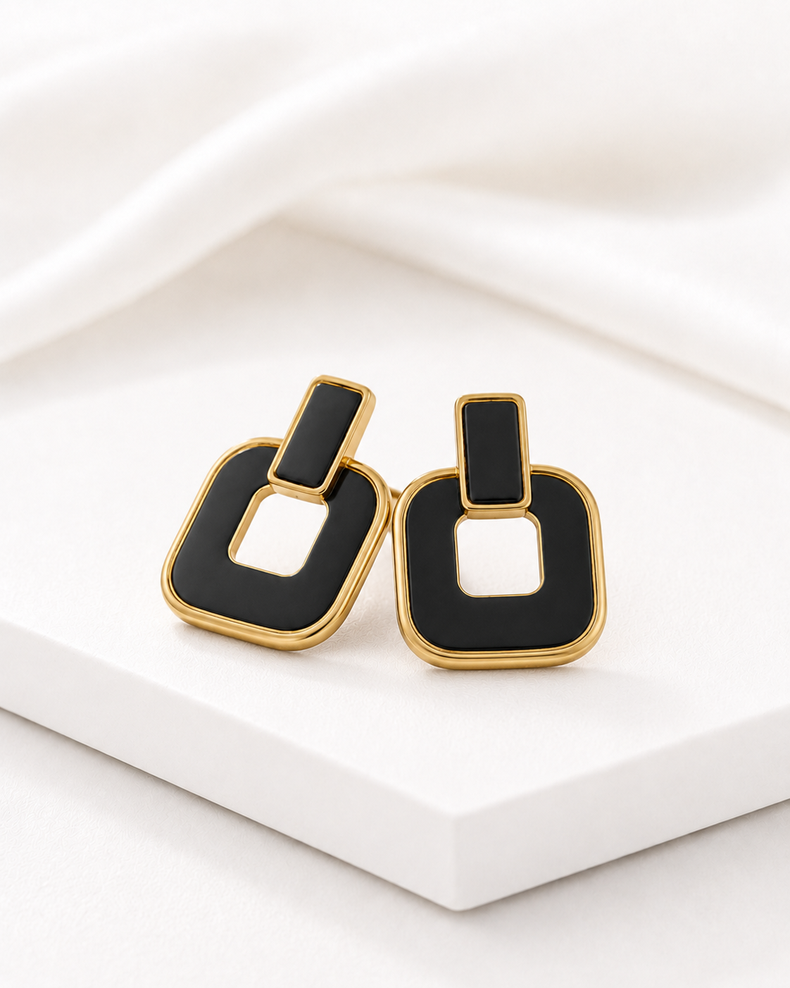 Atria Void Earrings