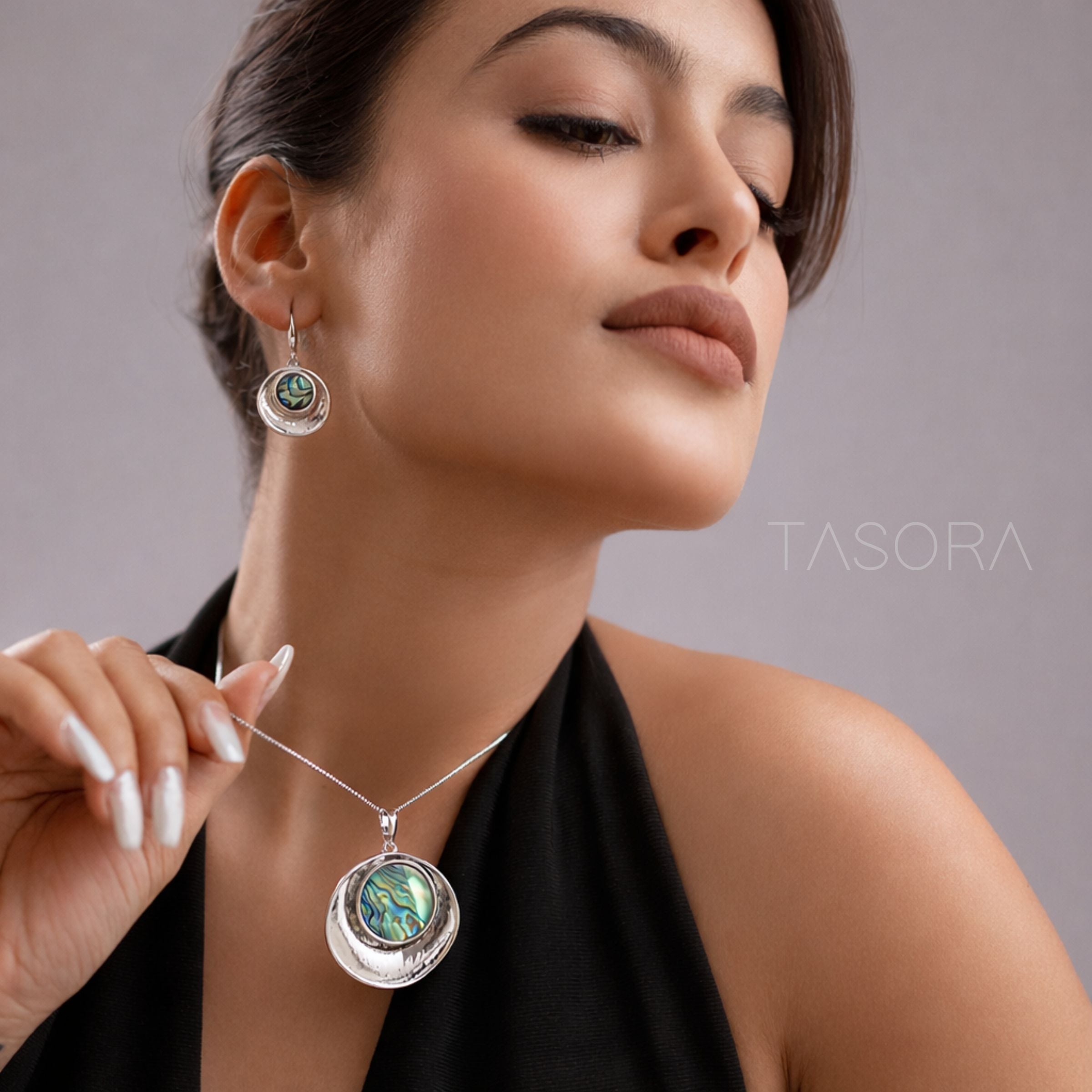 Coral Glow Necklace & Earrings Set