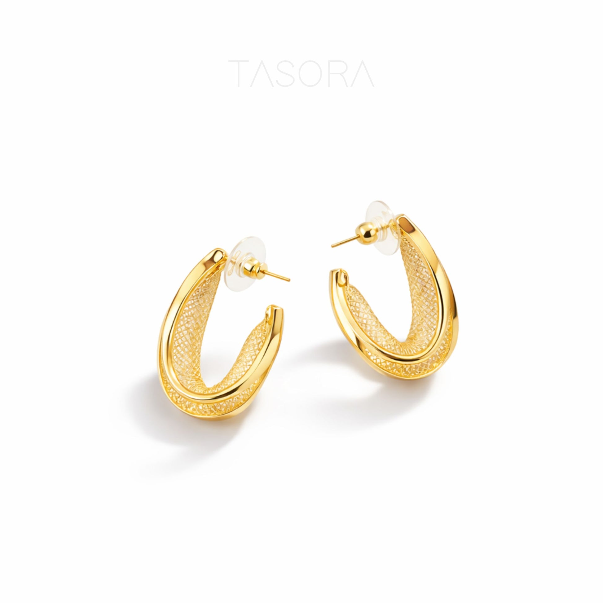 b5488c0d-f4de-43e2-9fe7-81fe276b9fb5/Curvy_Hoops_Earrings_golden1.jpg