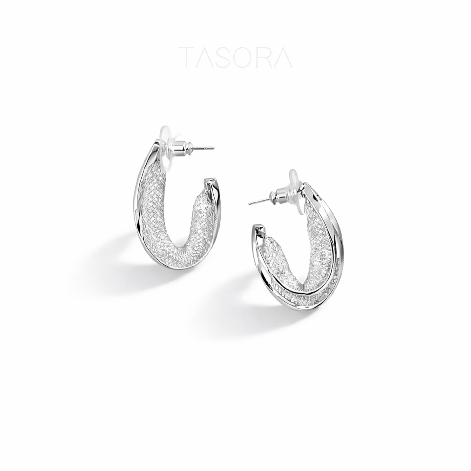 6d2b1adc-8fe8-4612-8d84-78f63b1a4c5f/Curvy_Hoops_Earrings_silver2.jpg