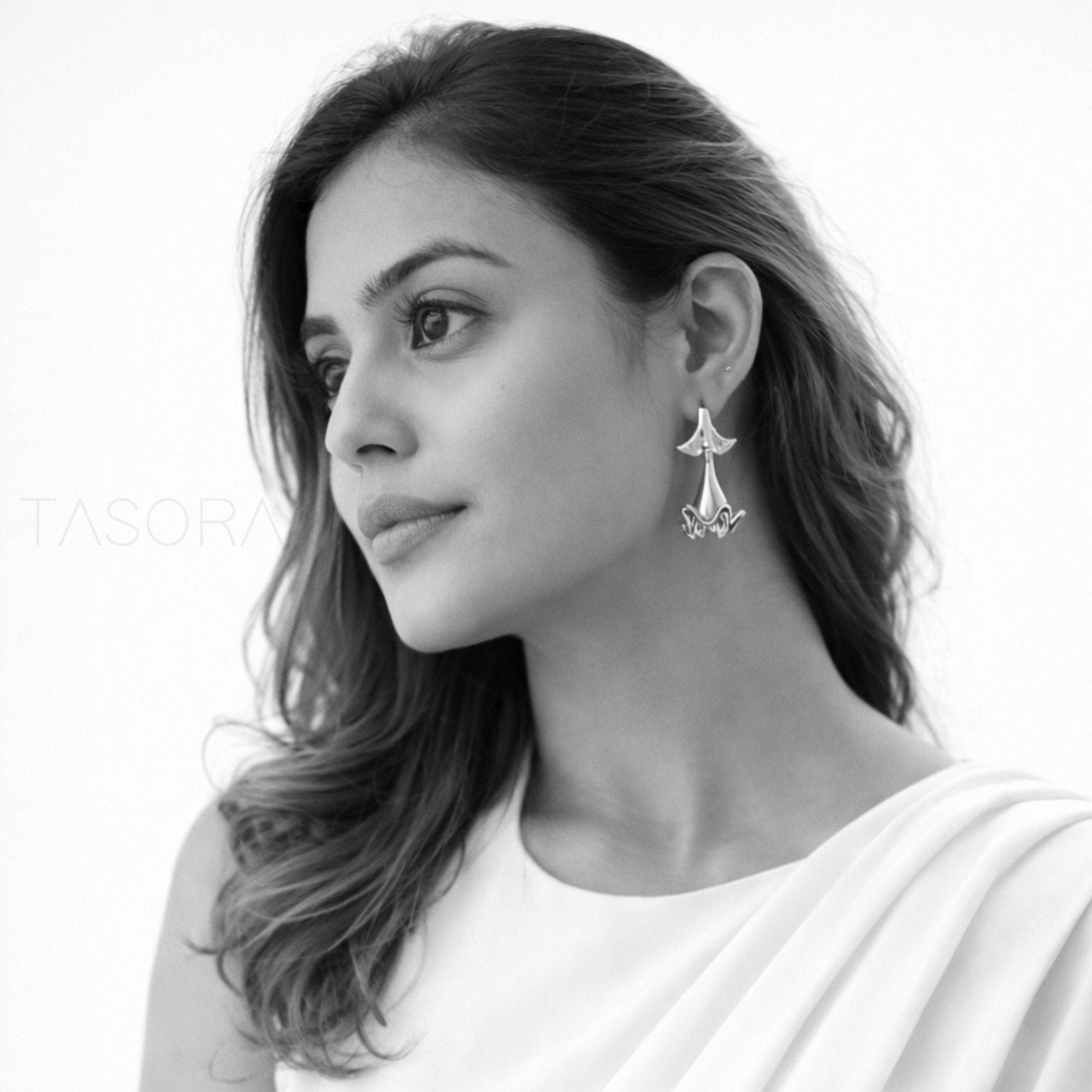 Hibelle Drop Earrings