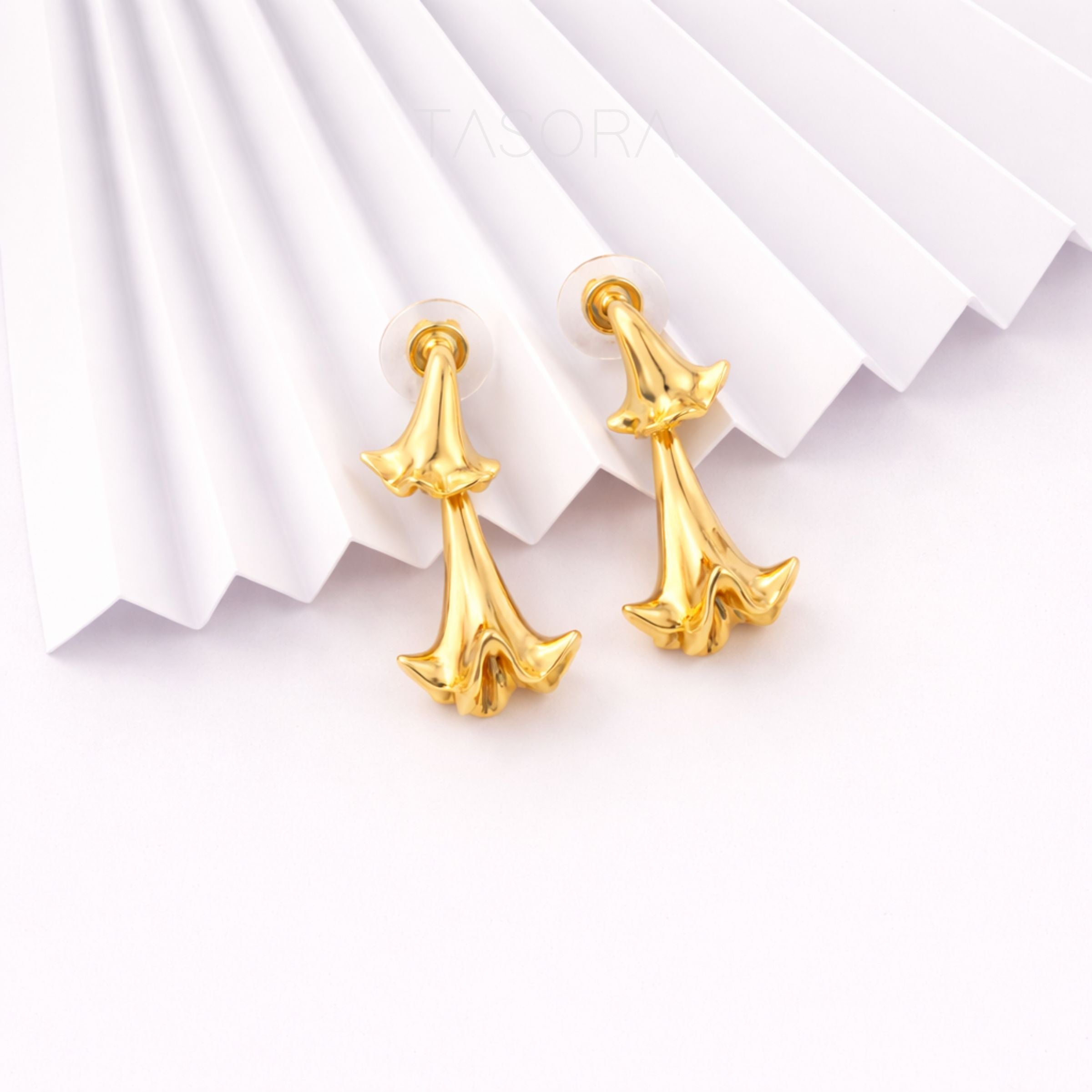 Hibelle Drop Earrings