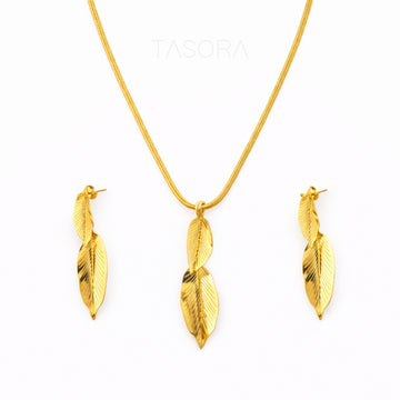 Lustre Leaf Necklace & Earrings Set