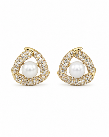 Nidus Pearl Earrings