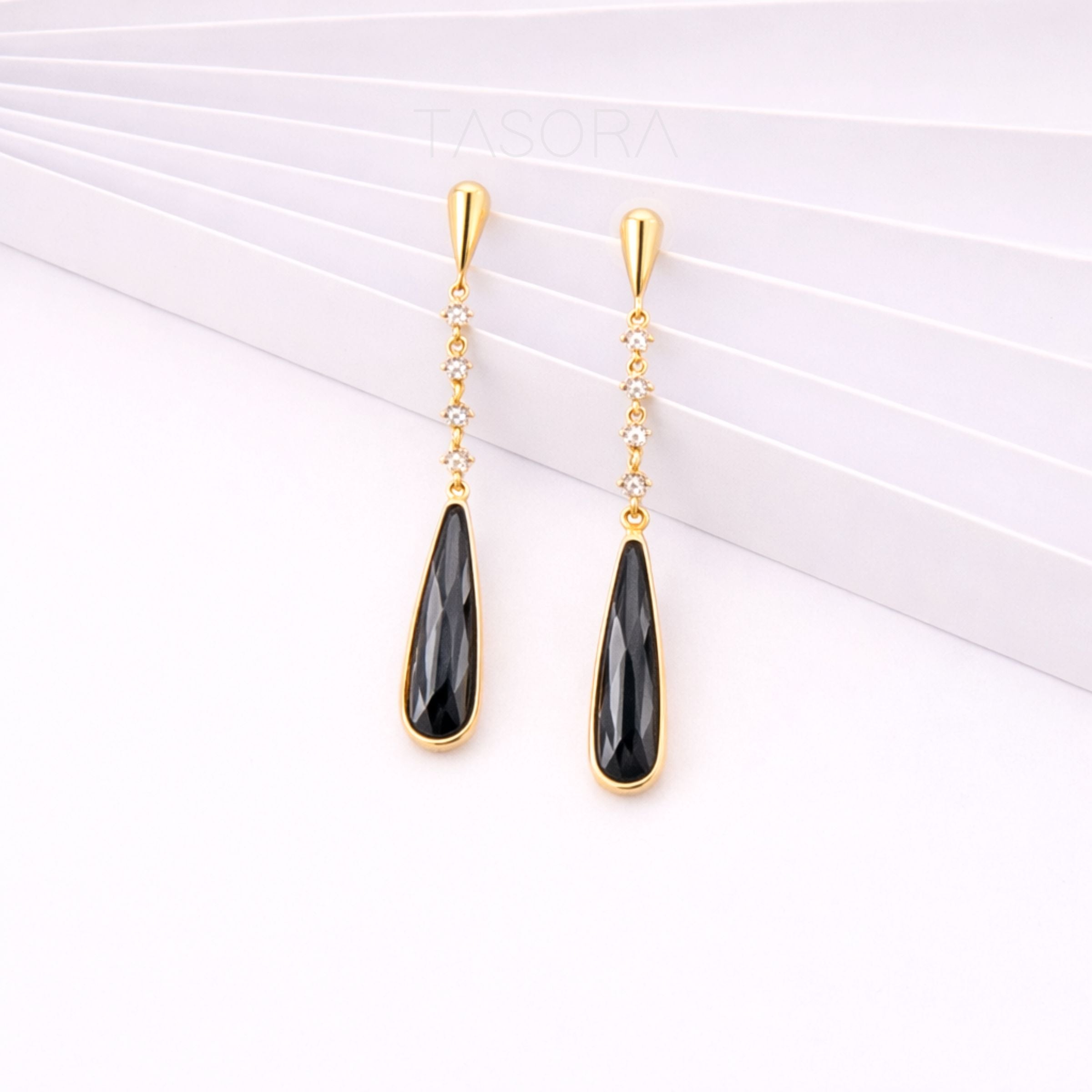Noor Drop Earrings