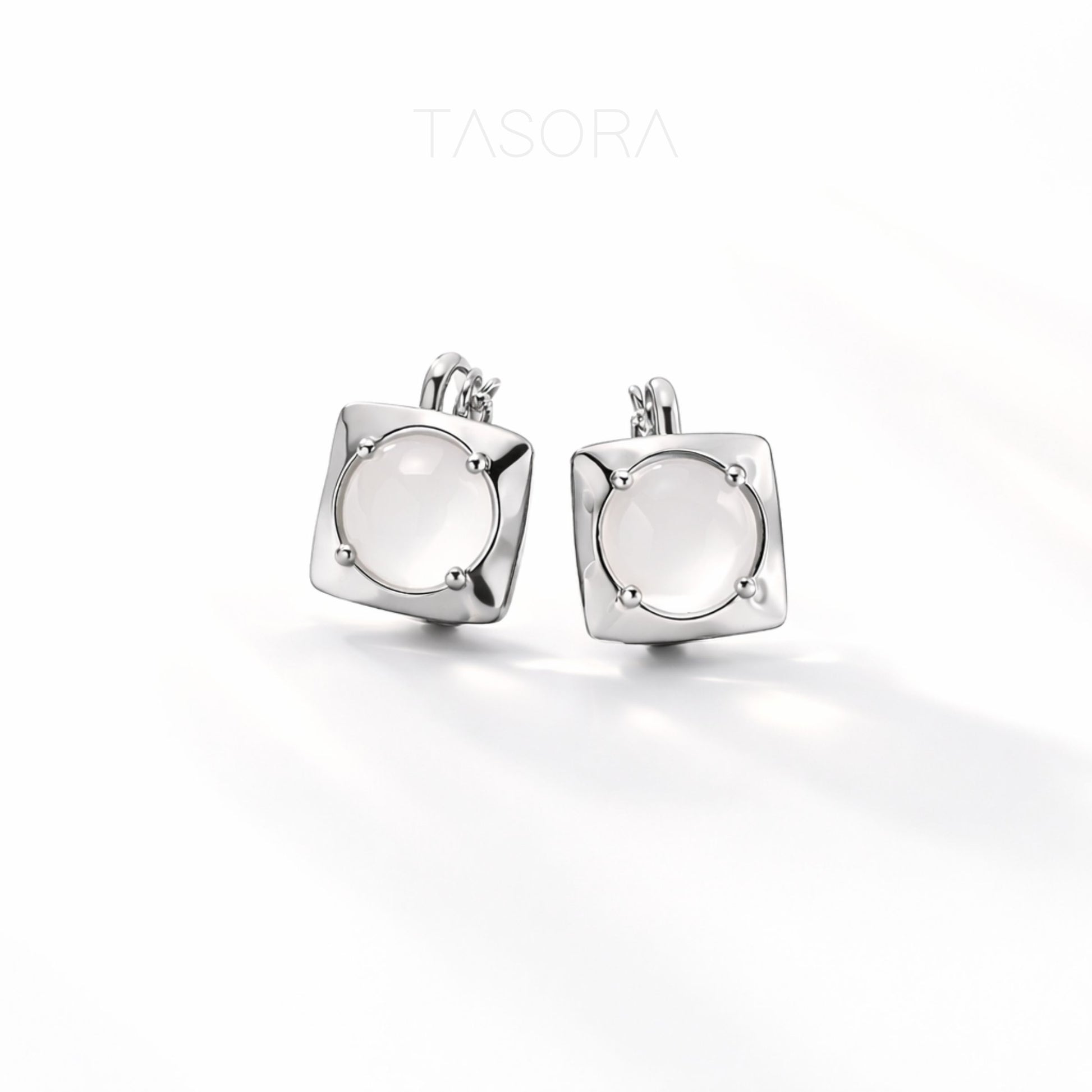 42d5c4cf-80a7-40c9-83af-059e5892a657/Opaline_Dot_Earrings_silver1.jpg