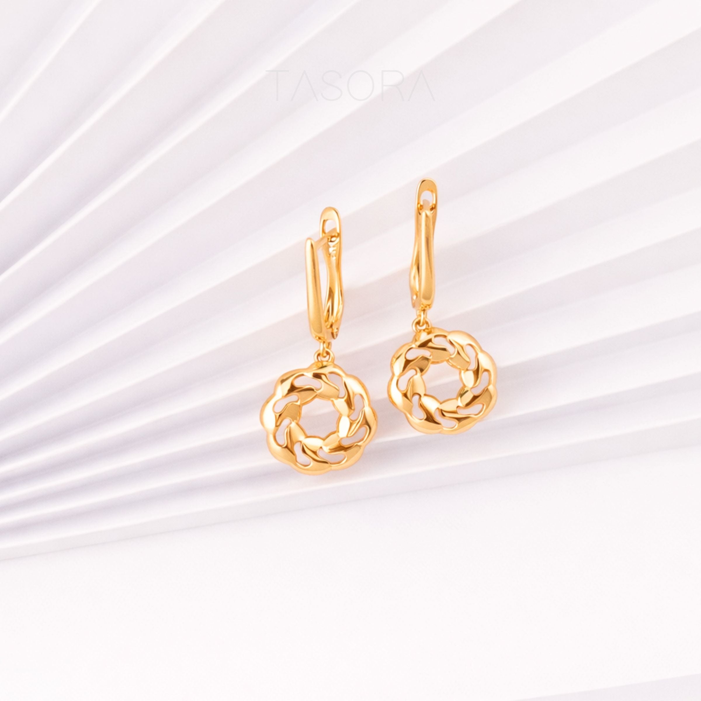 454acb22-1c65-4a27-9504-85521554d7d8/Orbbit_Bloom_Earrings_golden3.jpg
