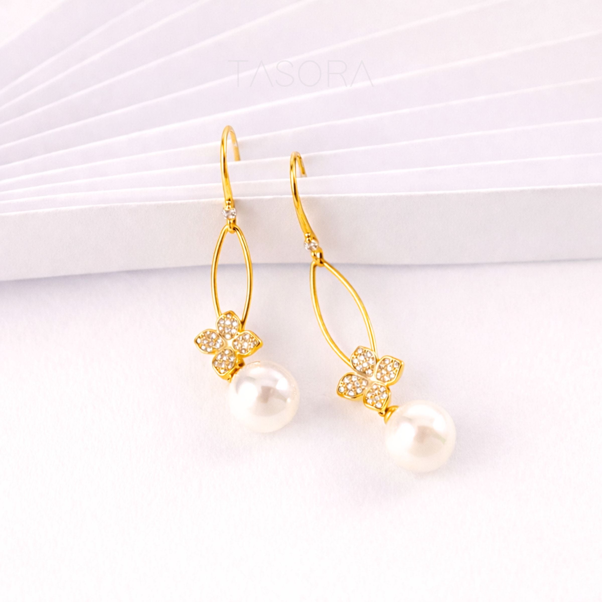 Petal Fleur Earrings