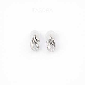 f0a58628-39ca-4373-bd0c-604a04696da7/Raindrop_Earrings_silver1.jpg