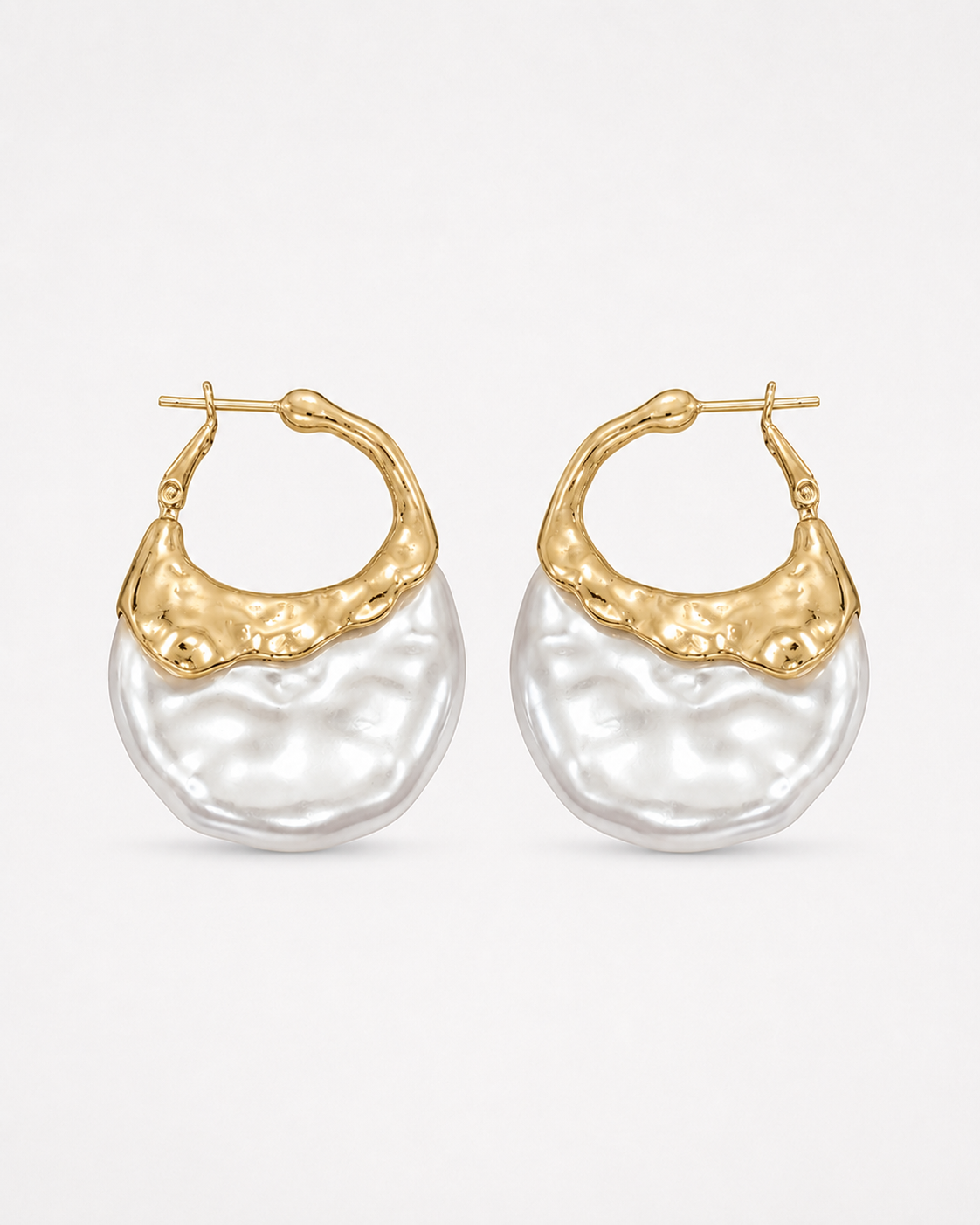 Sora Pearl Hoops