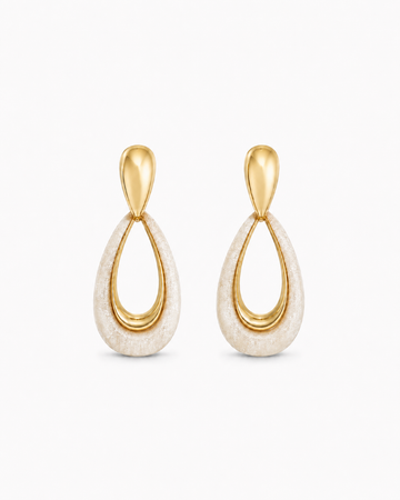 Swan Curve Earrings