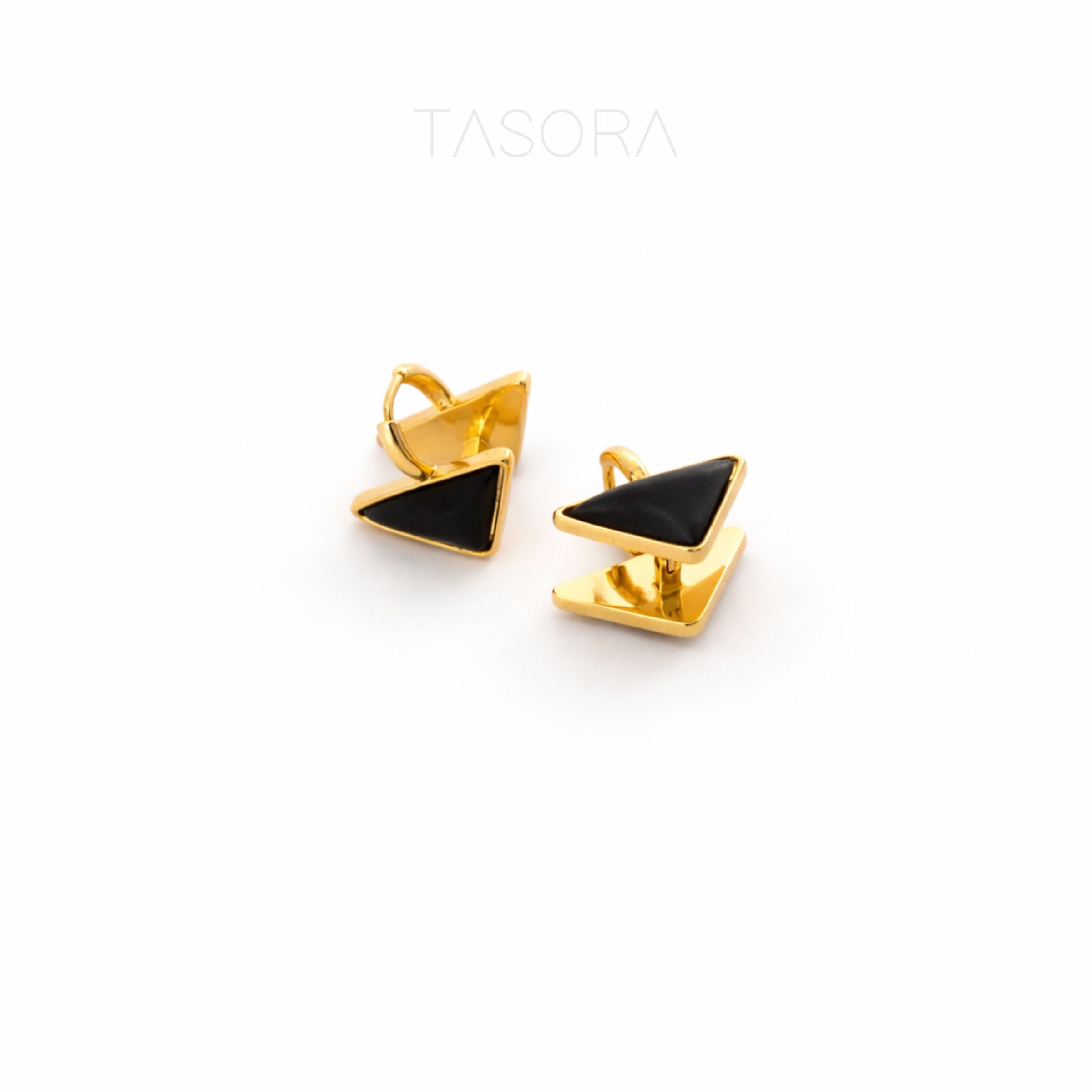 Trique Stud Earrings