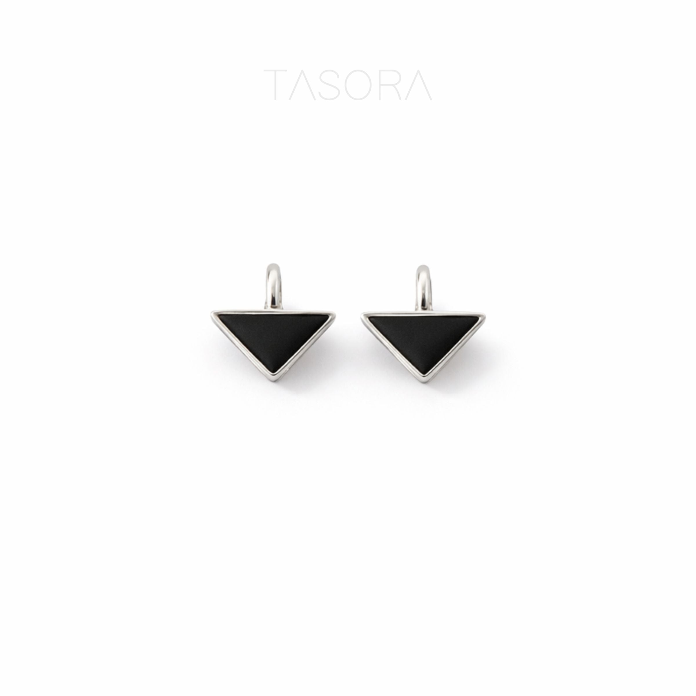 Trique Stud Earrings