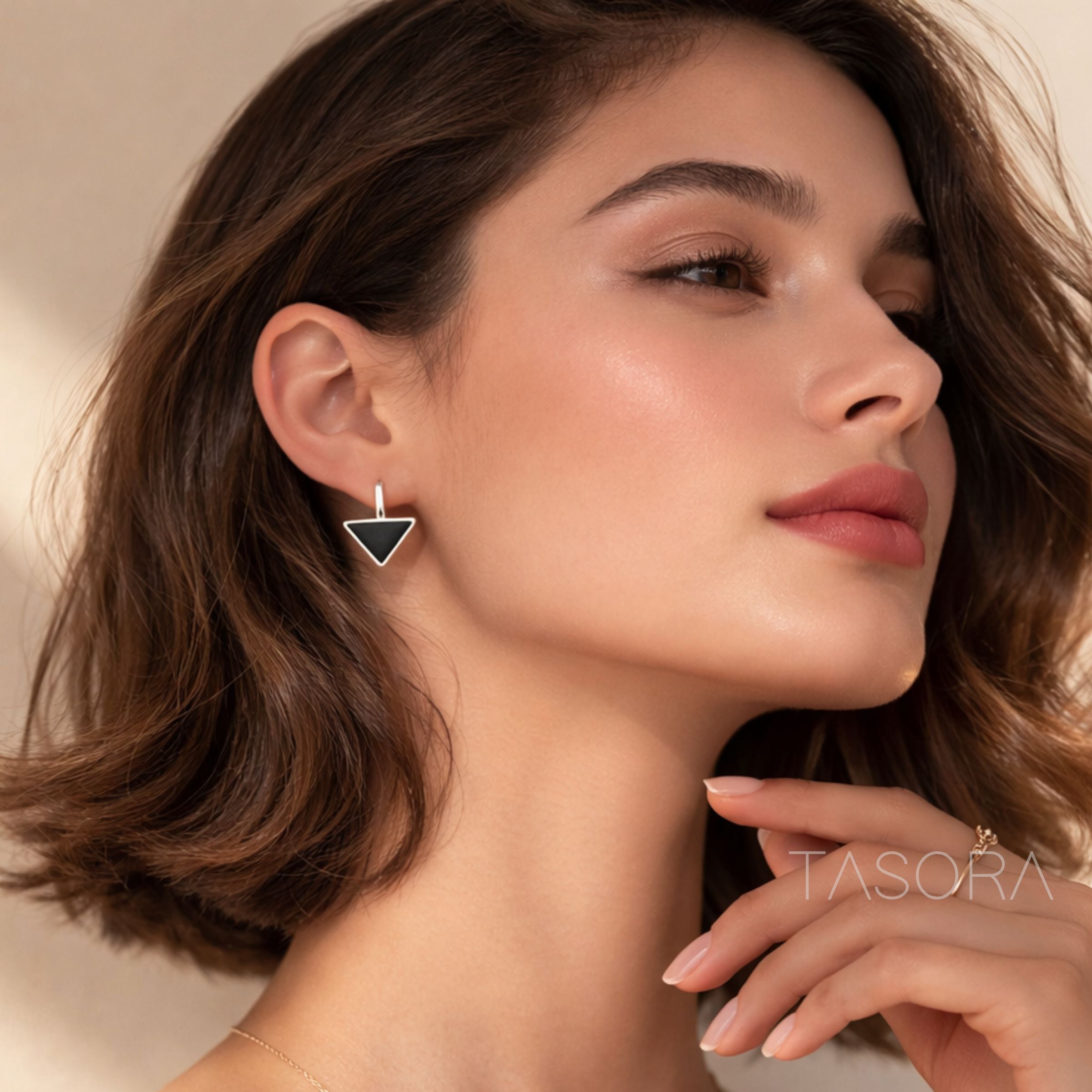 Trique Stud Earrings