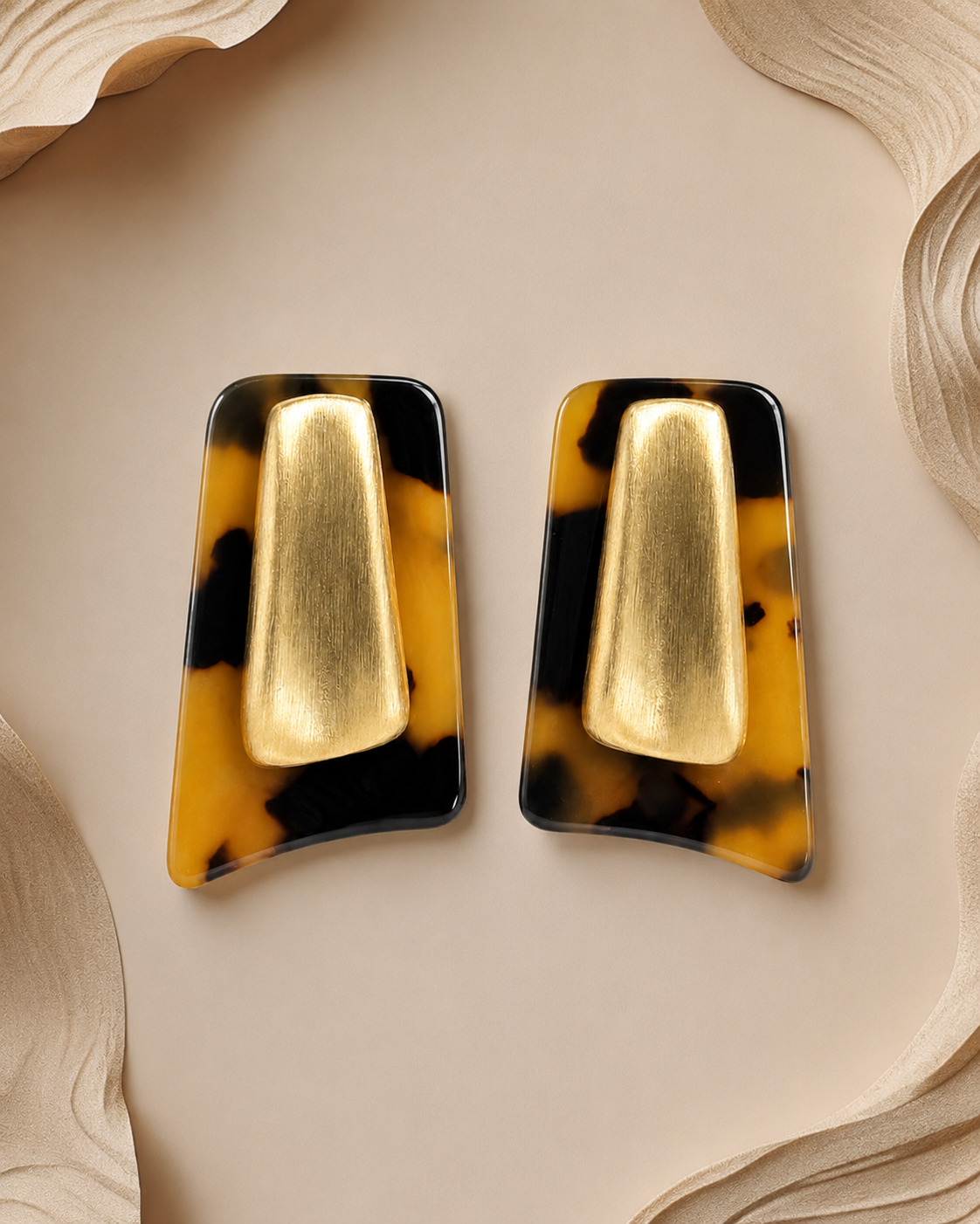 Wild Poise Earrings