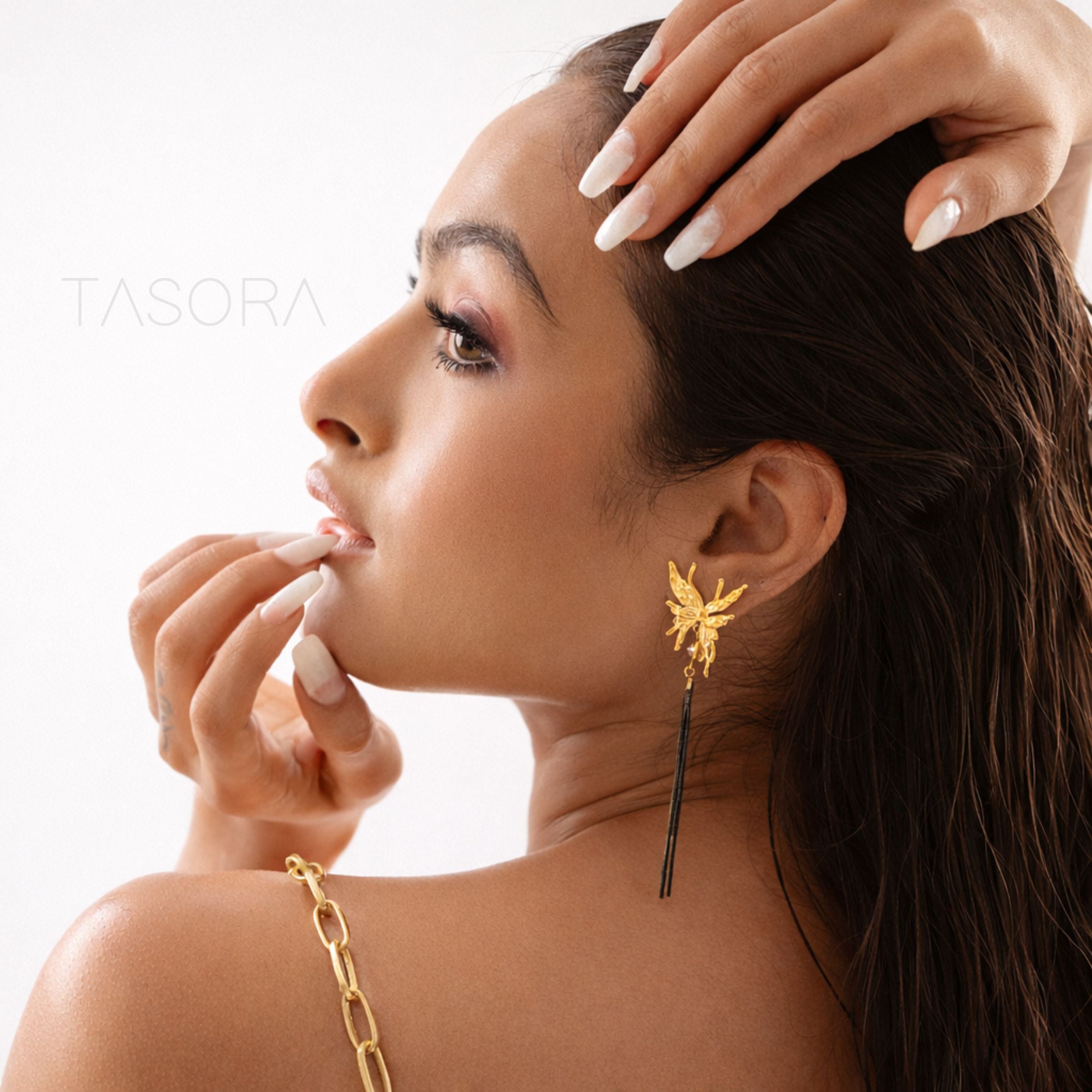 Zalfi Tassel Earrings