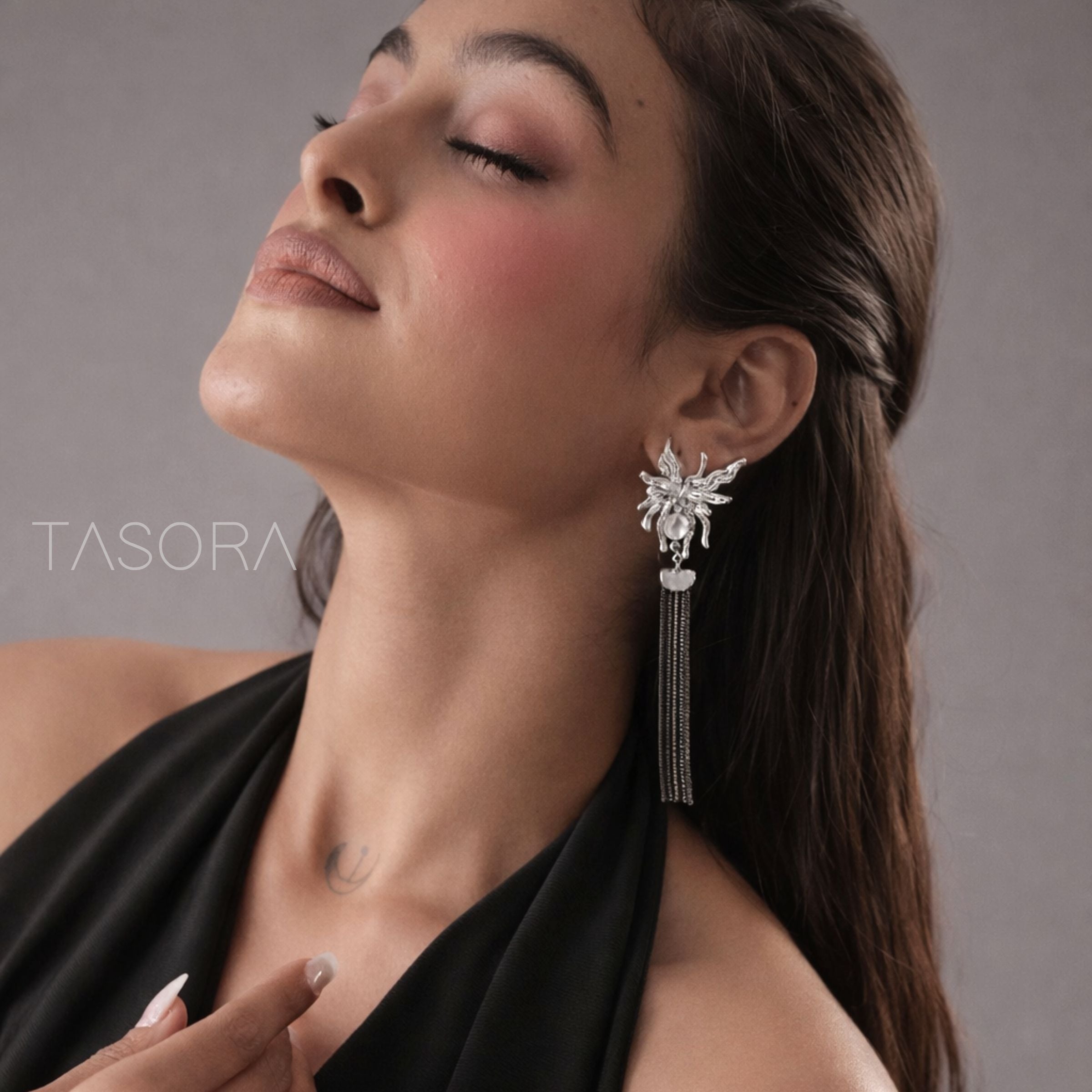 Zalfi Tassel Earrings